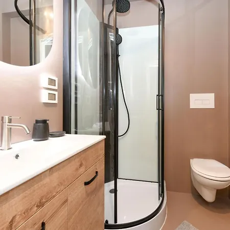 Alfredo شقة سالو