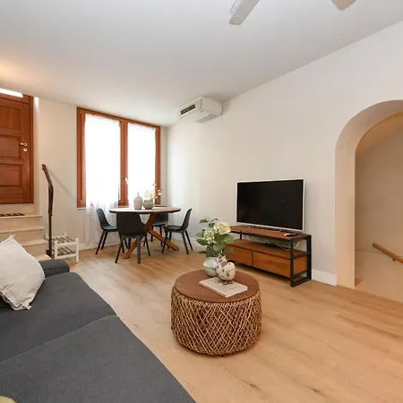 Apartamento Alfredo Saló